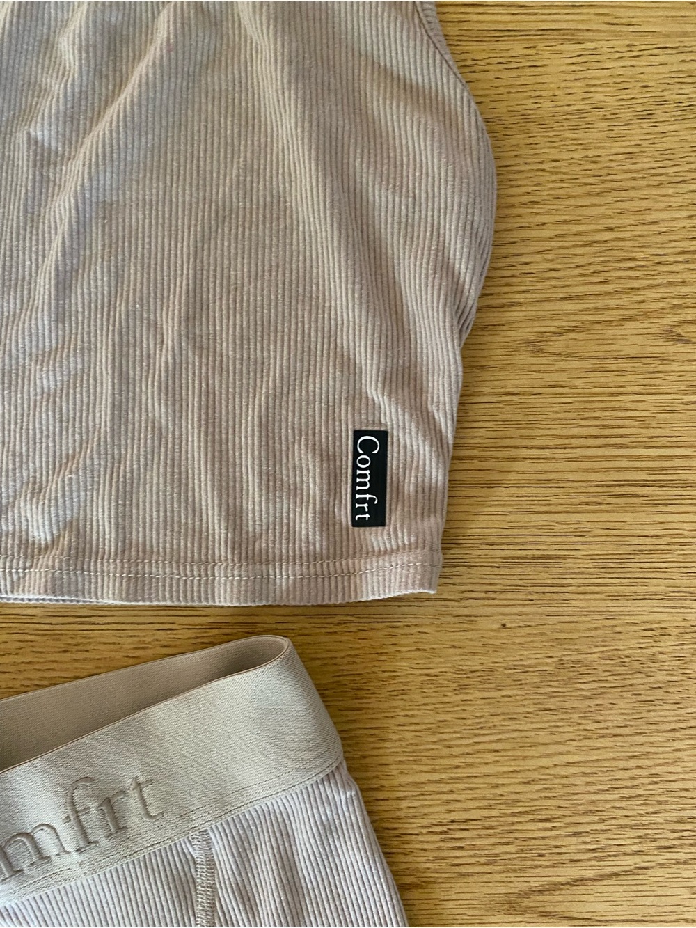 Comfrt Crop Ribbed Set - Picture 2 of 10